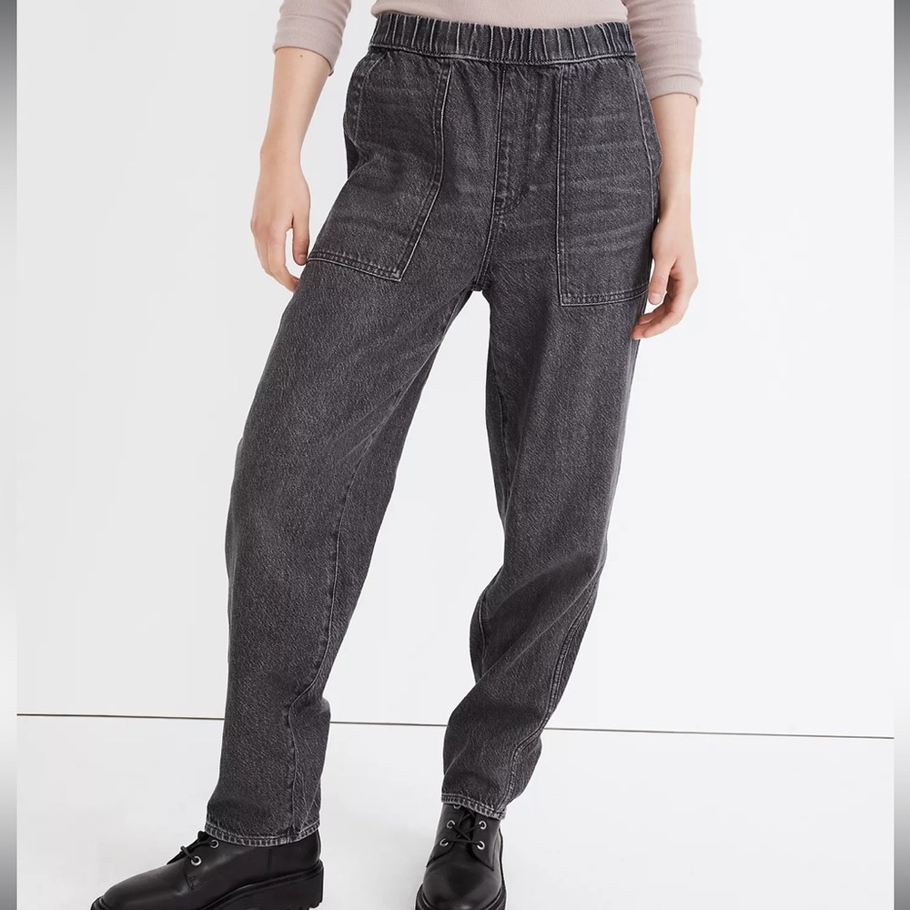Madewell Pull On Relaxed Jean in Chelford Wash - Size Small